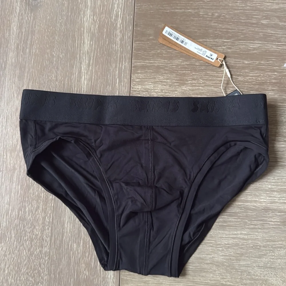 Skims stretch men’s brief in obsidian‎ size:XS New With Tags